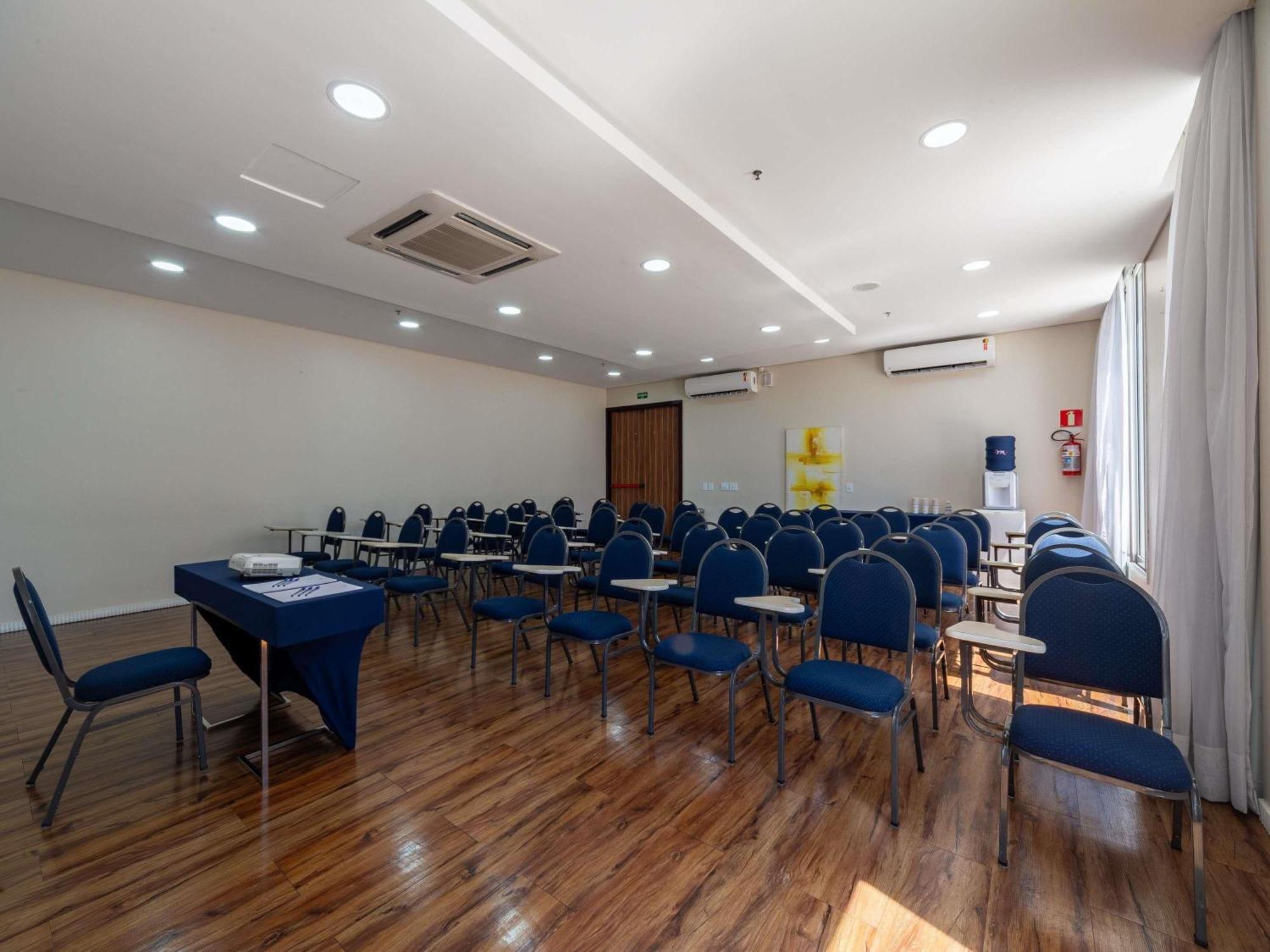 Mercure Manaus Exterior photo